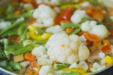 Lezzetli sebze güveç