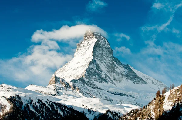 Kış görünümü'karlı Matterhorn köyden Zermatt, İsviçre