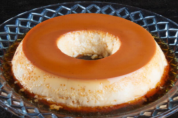 Вкусный сгущённый молочный пудинг. Бразильский десерт