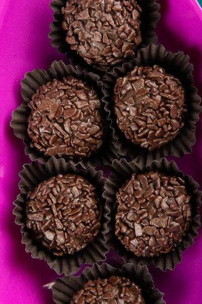 Brigadeiro Παραδοσιακή Βραζιλιάνικη Γλυκιά Σοκολάτα Σοκολάτα Κόκκους — Φωτογραφία Αρχείου