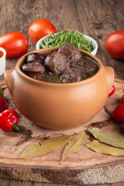 Feijoada. Geleneksel Brezilya yemekleri. Brezilya mutfağı.