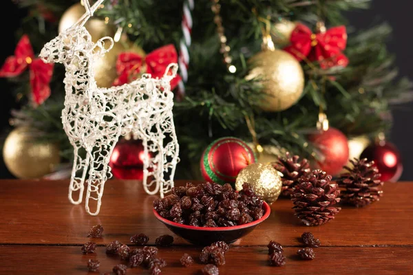 Traditional christmas food raisins. Christmas Party Decoration