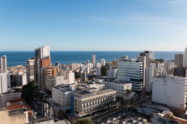 Salvador Bahia Brezilya gökyüzü manzaralı binalar.