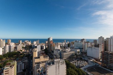 Salvador Bahia Brezilya gökyüzü manzaralı binalar.