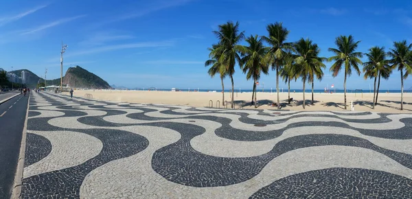 Copacabana Beach Rio Janeiro Boardwalk Palm Trees Blue Sky — Stock Photo, Image