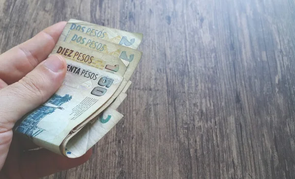 Mano Sosteniendo Billetes Argentinos Dinero Argentino — Foto de Stock