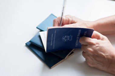 Brezilya işçi portföyü imzalanması.