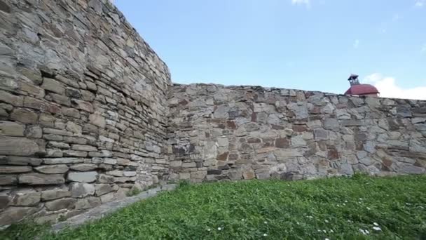 El muro de piedra — Vídeos de Stock