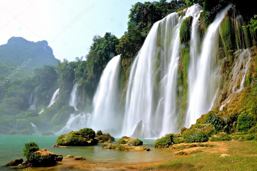Ban Gioc waterfall, Vietnam