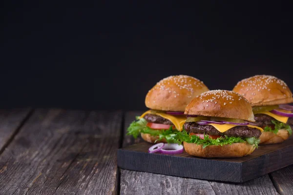 Üç sulu sığır burger