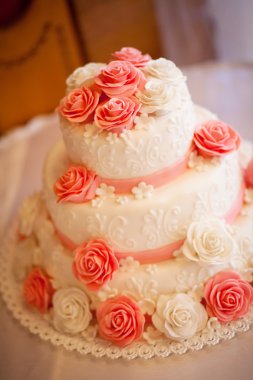 kek krem pembe Güllü