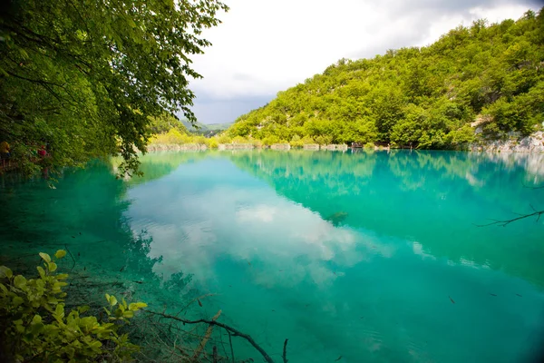 Türkisfarbene Plitvicer Seen — Stockfoto