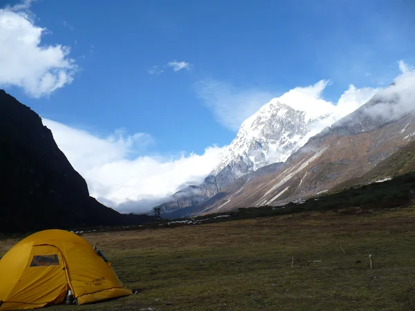 Trekking in Himalaya — Foto Stock