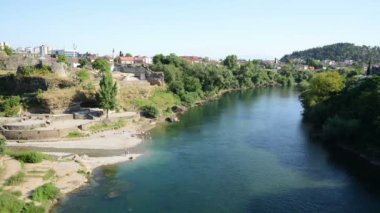 Kano ve nehir manzara