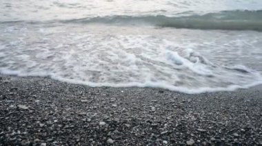 Dalgalar halinde Gölü