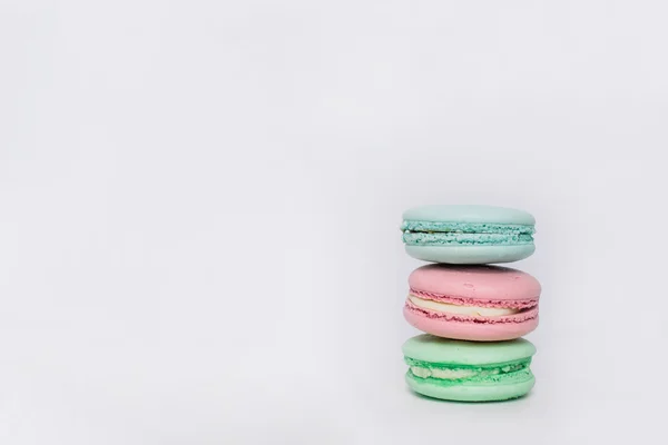 Macarrones de menta, rosa y verde — Foto de Stock