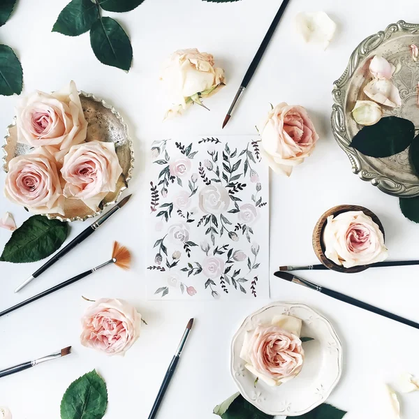 Aquarel penselen, roze rozen — Stockfoto