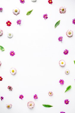 Çelenk çerçeve Güllü 