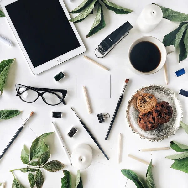 Flat lay composition for bloggers — Stock Photo, Image