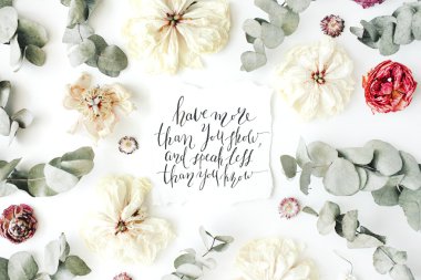 göstermek ve sandığından daha az konuşmak daha var