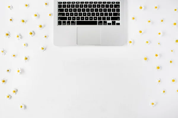 Workplace with laptop. Flat lay composition — Stock Photo, Image