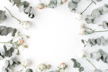 Çelenk çerçeve Güllü