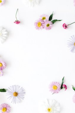 yuvarlak kare çelenk desen Güllü