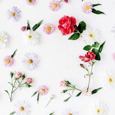 yuvarlak kare çelenk desen 