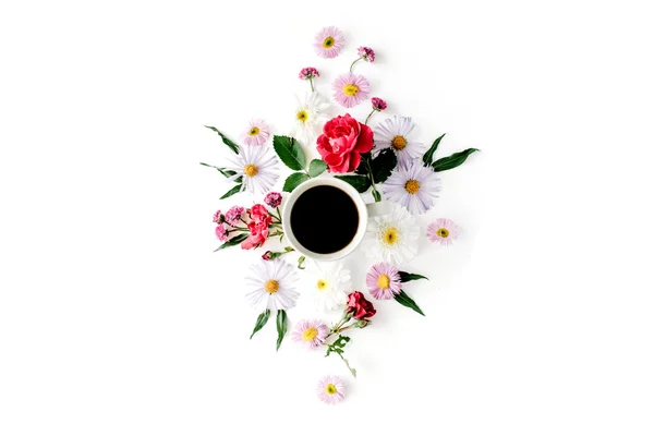 Filiżanka kawy z róż — Zdjęcie stockowe