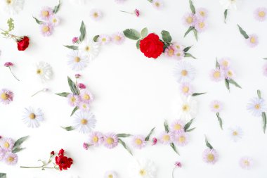 yuvarlak kare çelenk desen Güllü