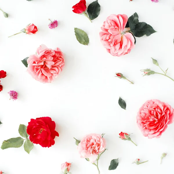 Круглая рамка венка с розами — стоковое фото