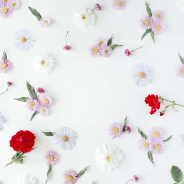 yuvarlak kare çelenk desen Güllü