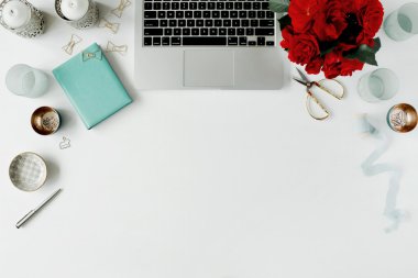 Rahat çalışma alanı tablo Masası