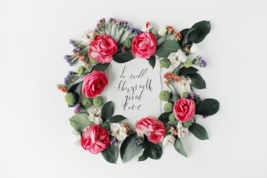 Çiçekli Çerçeve içinde ilham alıntı