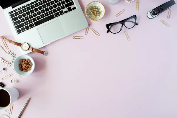 Scrivania da tavolo da lavoro — Foto Stock