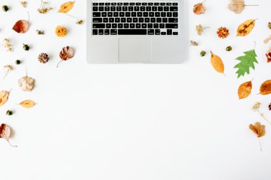 Sonbahar Ofis Masası