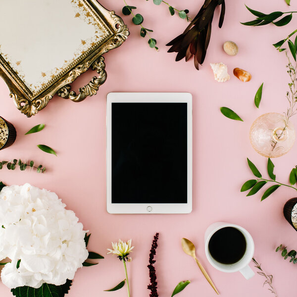 vintage tray, hydrangea, coffee cup