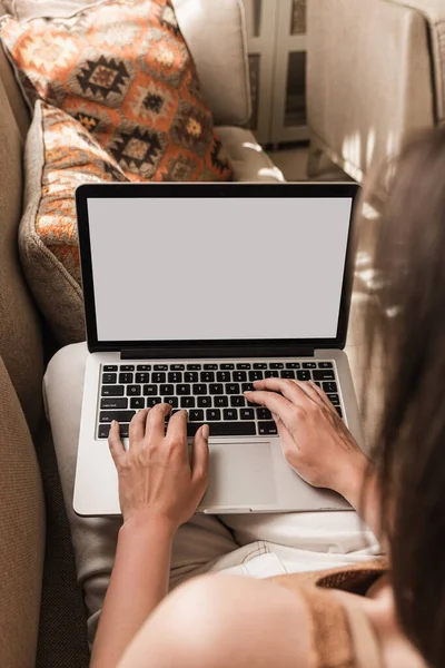 Woman Working Laptop Lying Couch Eastern Traditional Home Interior Design — Stock Photo, Image