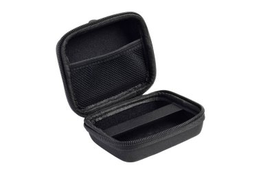 Cihazlar ve aksesuarlar için fermuarlı bir çanta.