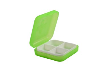 İlaç düzenleyicisi beyaz arkaplanda izole edildi