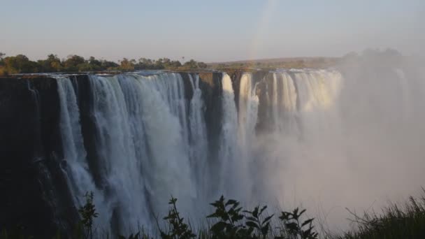 Vista di Victoria Falls dal lato Zimbabwe — Video Stock