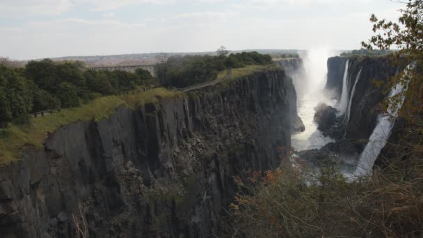 Vista de las cataratas Victoria desde Zambia — Vídeo de stock