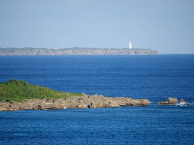 Okinawa, Japonya-29 Ekim 2020: Miyakojima adasındaki Higashi Hennazaki Deniz Feneri