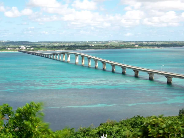 2020年10月29日 来間大橋が来間島から見える — ストック写真