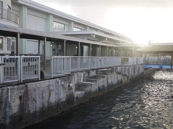 Ishigaki Ferry Terminal Pier Morgengrauen — Stockfoto