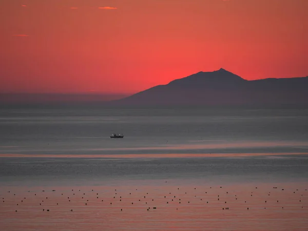 Хоккайдо Япония Июня 2021 Года Силуэт Острова Кунашири Перед Восходом — стоковое фото
