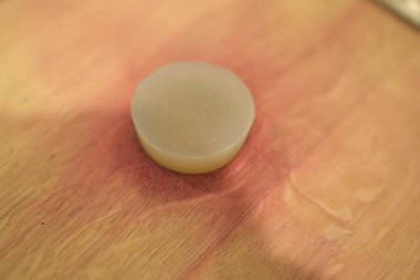 Nagano, Japonya-22 Temmuz 2021: Şarap fıçısının tıkaç deliği