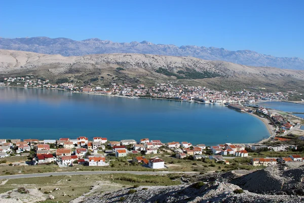 Kroatien byudsigt på øen Pag - Stock-foto