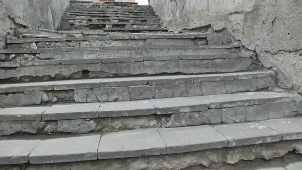 오래 된 시멘트 타일 균열 단계 — 비디오