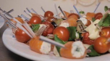 Sebze ve meyve salatası